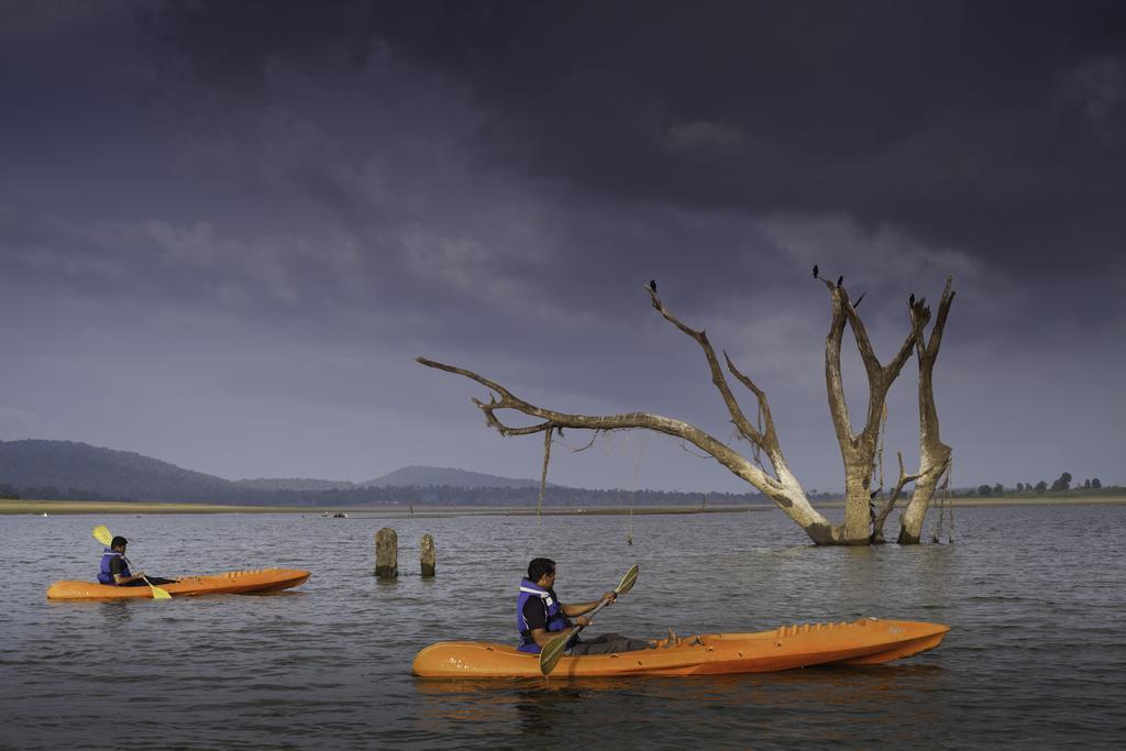 The Serai Kabini Begūr Exteriör bild