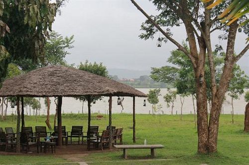 The Serai Kabini Begūr Exteriör bild